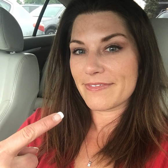 Meet your Posher, Michelle - Picture 1 of 1